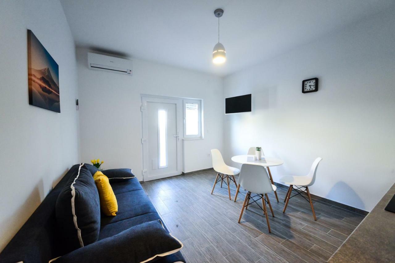 Apartmani Ab 자다르 외부 사진