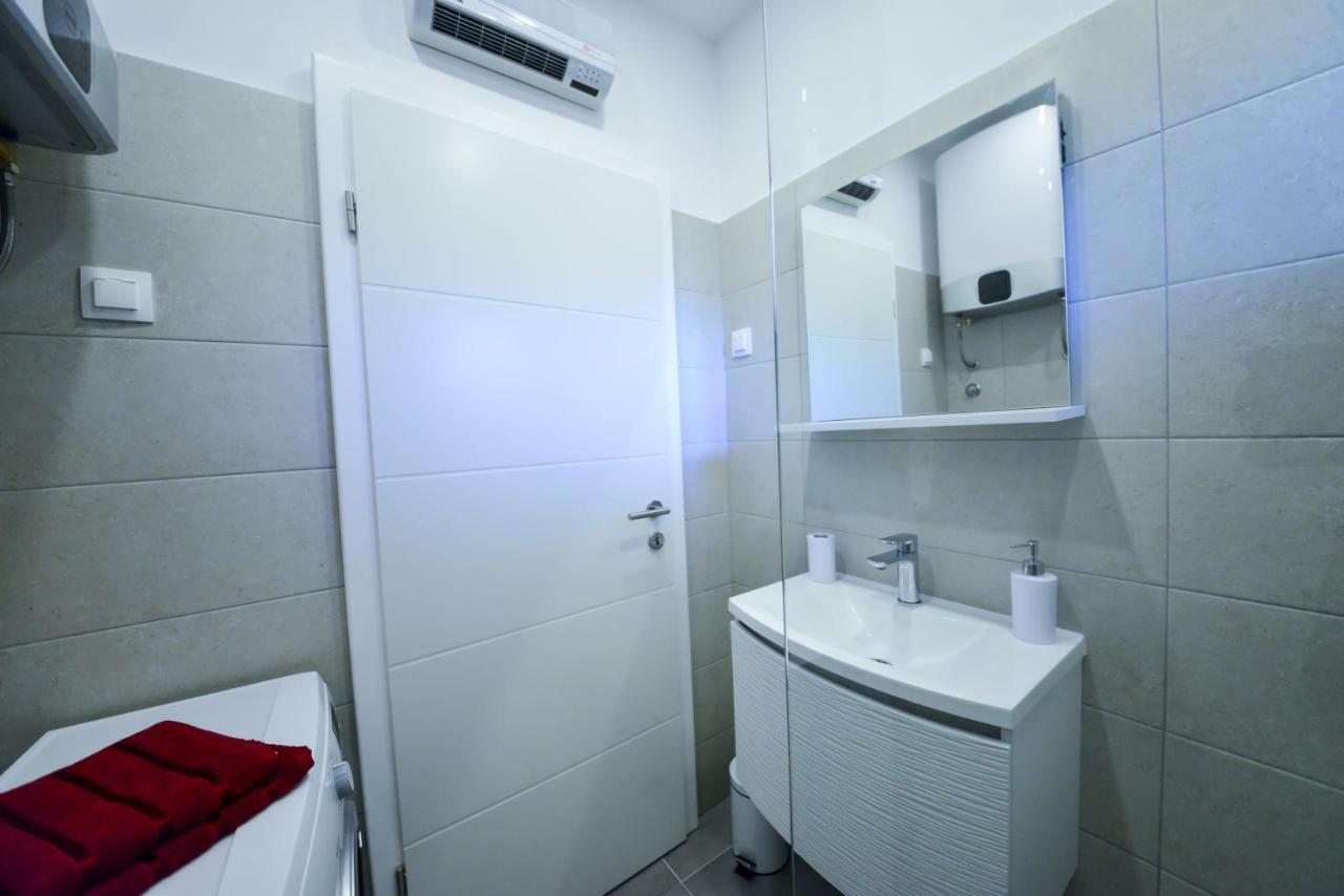 Apartmani Ab 자다르 외부 사진