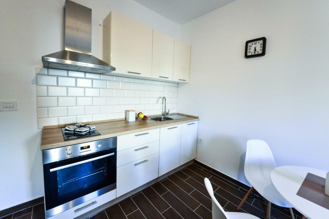 Apartmani Ab 자다르 외부 사진