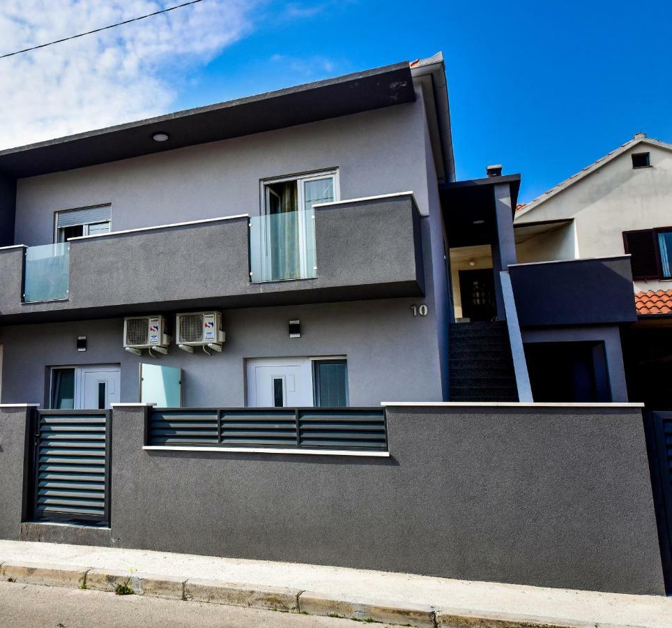 Apartmani Ab 자다르 외부 사진